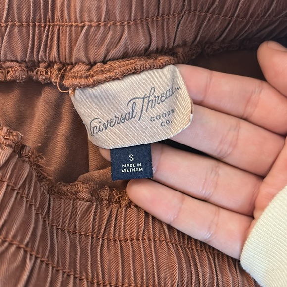 Universal Thread Women's Tan Athletic Shorts - Picture 2 of 5